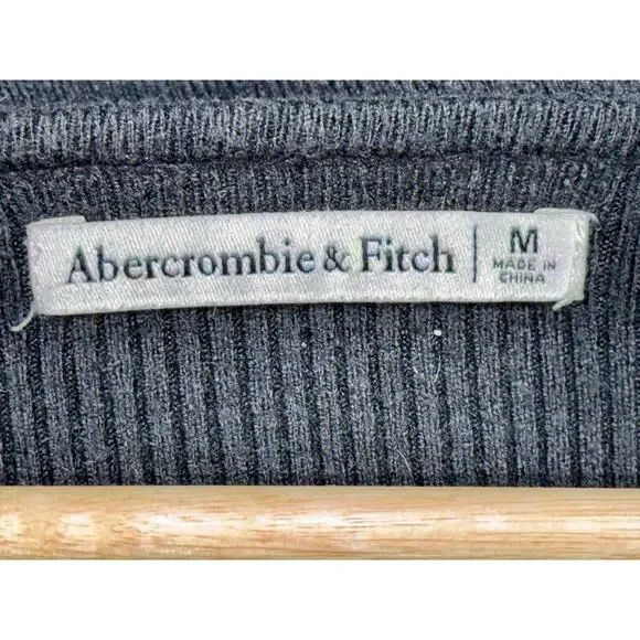 Abercrombie & Fitch Black Knit Long Sleeve Crop Top Blouse Sweater Womens Size M - Picture 3 of 6